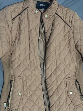 Active USA Quilted Bomber Jacket in Taupe Brown